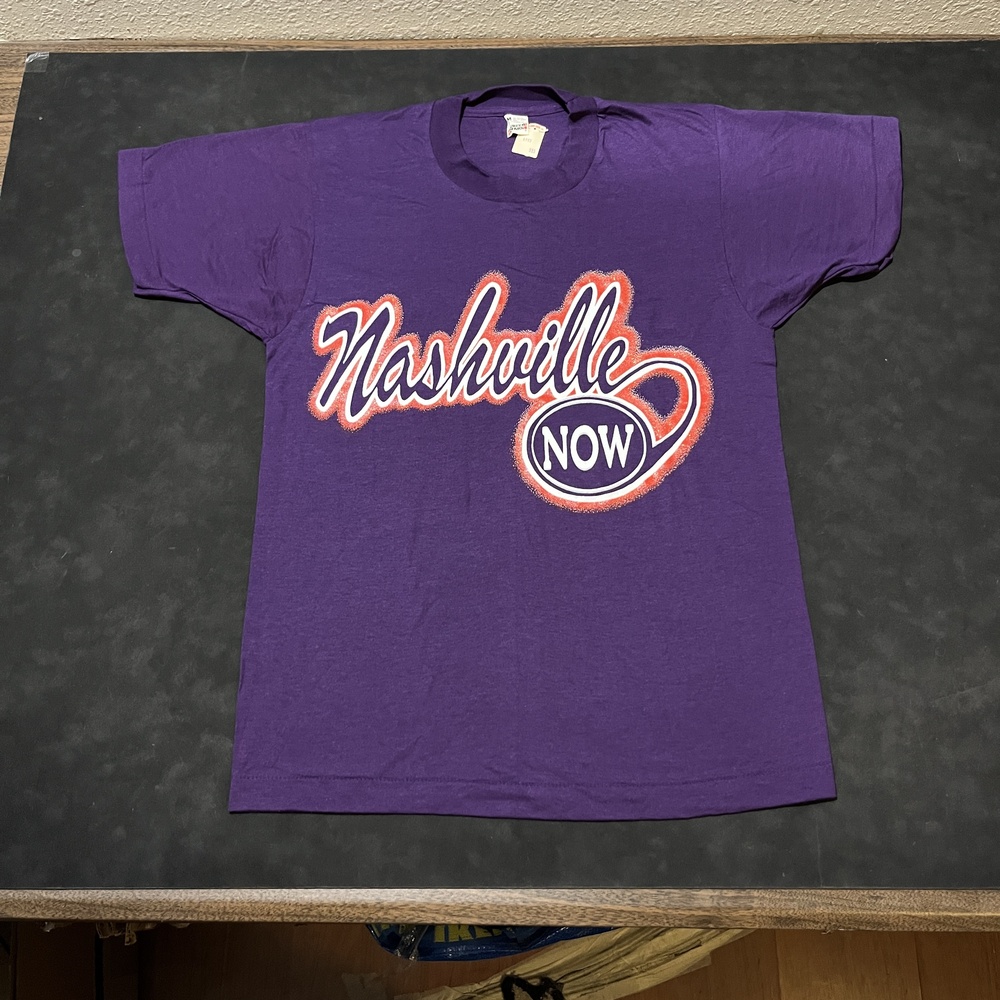 Vintage Nashville Now Shirt Mens Medium Purple TV Show Logo Screen Stars 80s USA